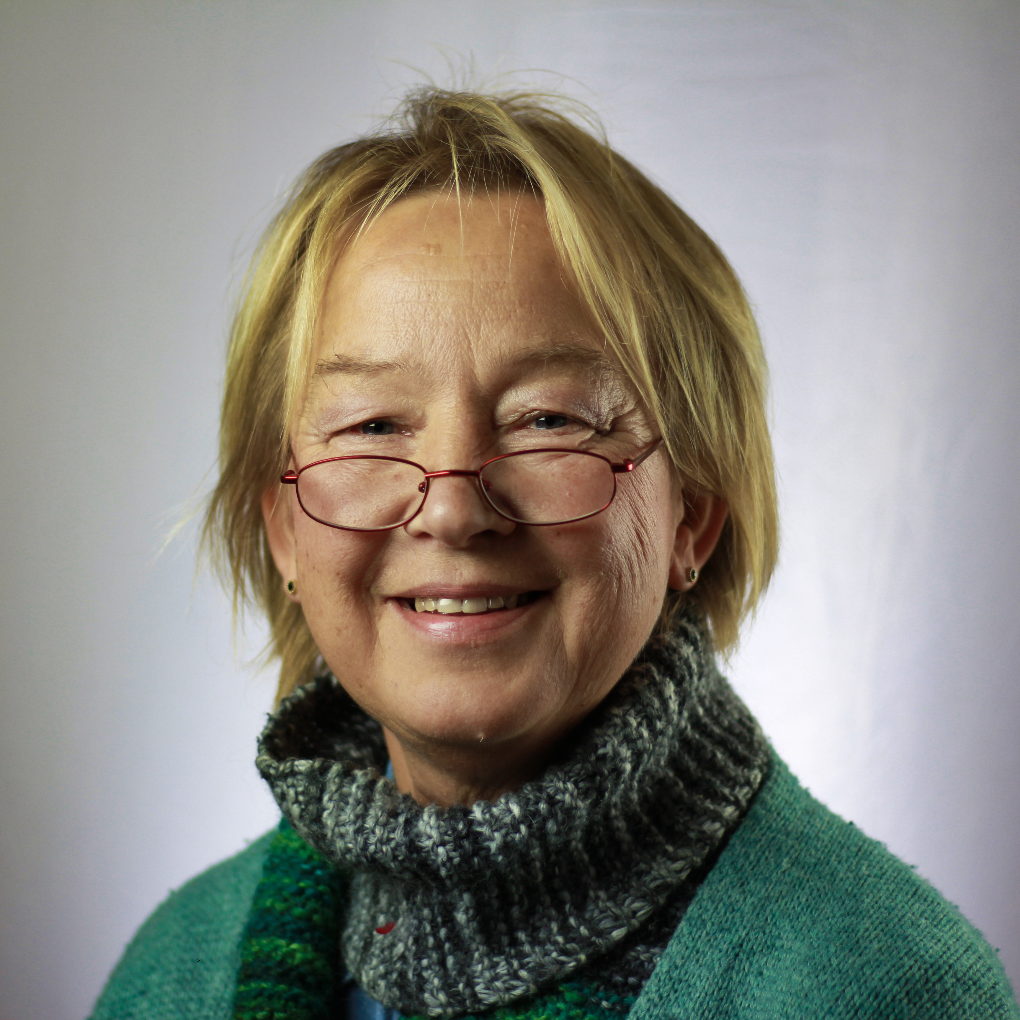 Pfarrerin Pille Heckmann-Talvar, Altendorf und Naumburg-Ippinghausen